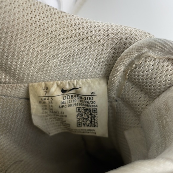 Nike | Air Force 1 '07 Low Top Perforated White Platform Sneaker Sz 7 dd8959-100 - Picture 15 of 15